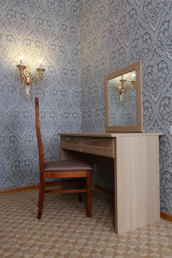 Hotel Bahetle Ekibastuz 外观 照片