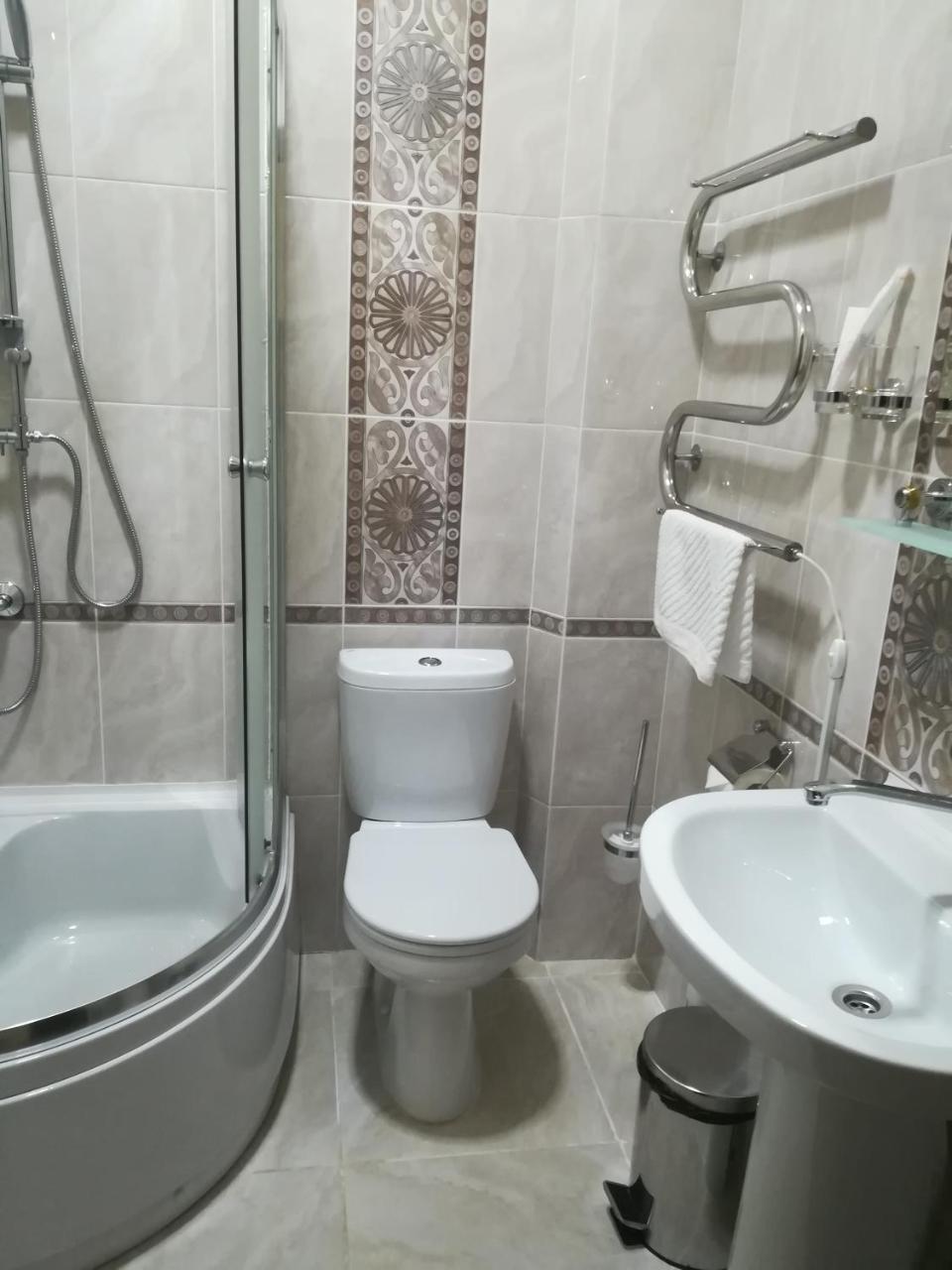 Hotel Bahetle Ekibastuz 外观 照片