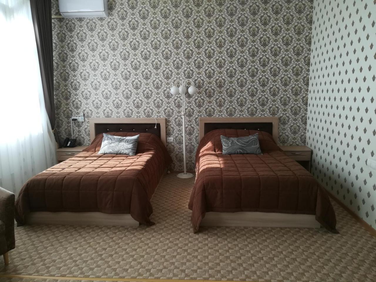 Hotel Bahetle Ekibastuz 外观 照片